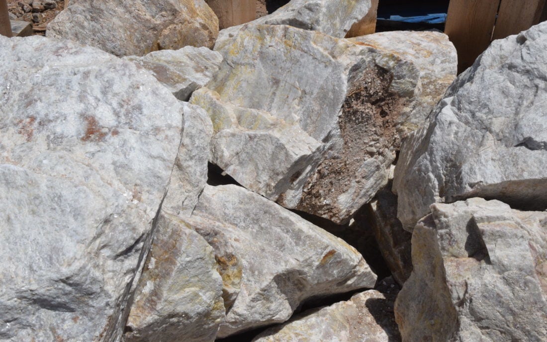 white-quartz-1-e1535491124851