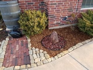 Stones Or Mulch For Landscaping, Rock Vs Mulch Landscaping