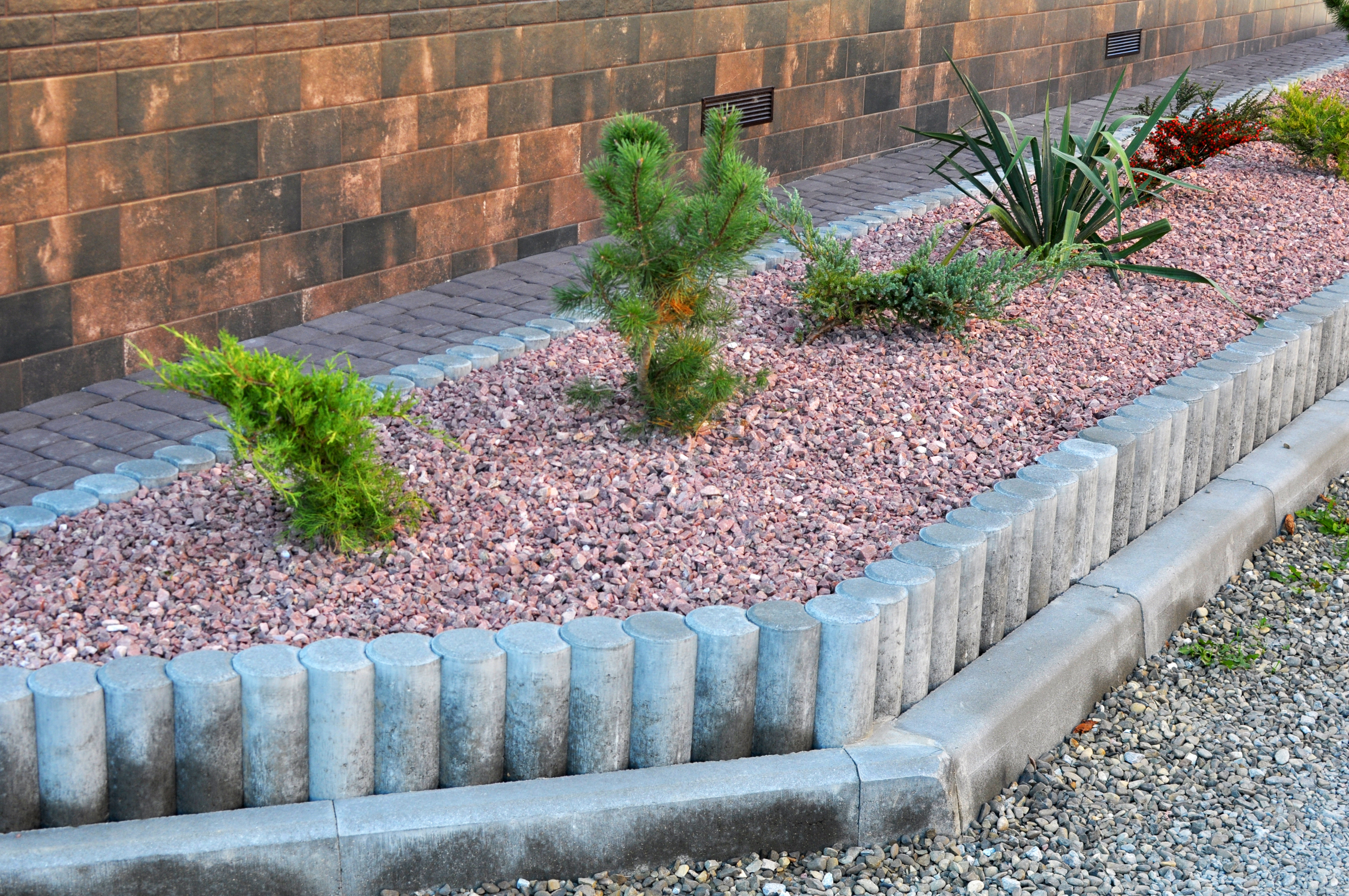 A Guide To Choosing Landscaping Rock